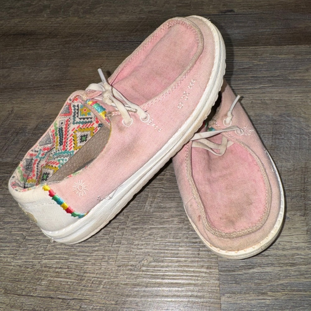 HEYDUDE Wendy Boho Rose Youth 2 Pink Slip On Loafers Boho Aztec Kids Shoes